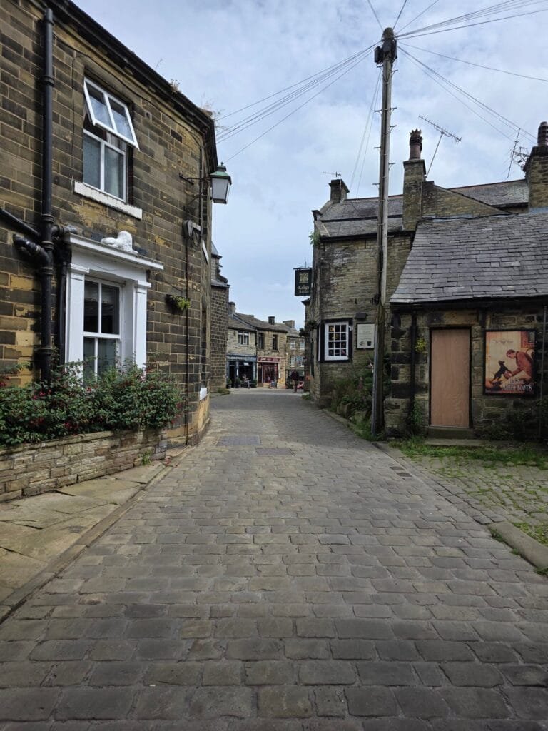 York to Manchester: Best Ways to Travel